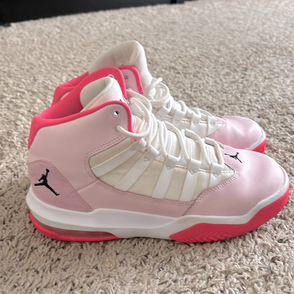 Pink and white Jordan’s